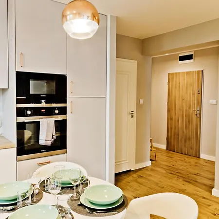 아파트 Klifowa 98 레왈